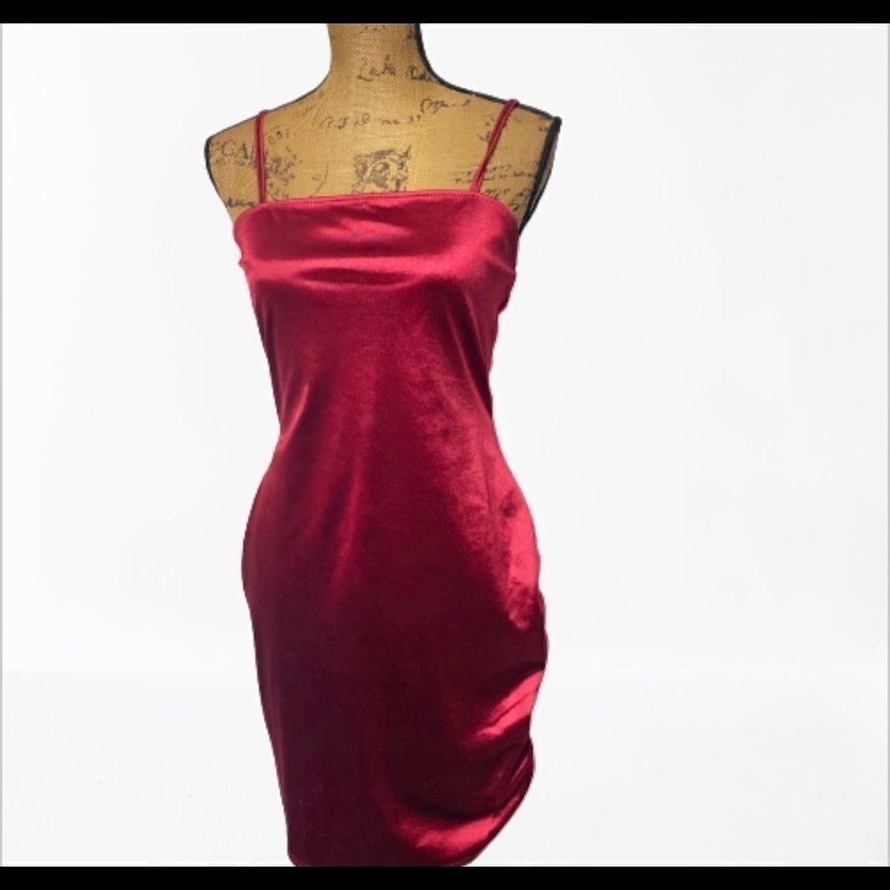 Red mini spaghetti strap medium sexy dress